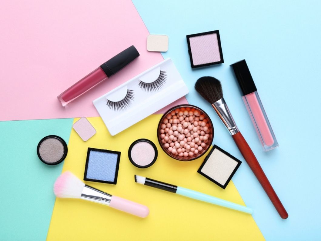 Types and Formulations of Beauty Tools and Accessories