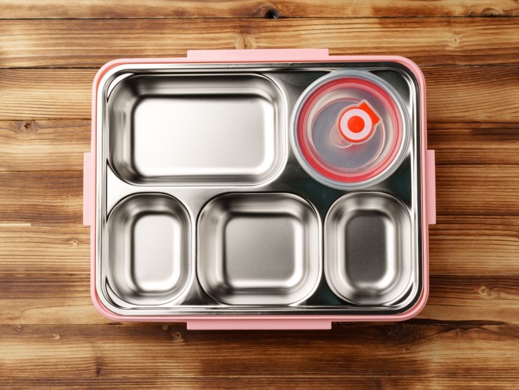 Types of Compartment Trays: