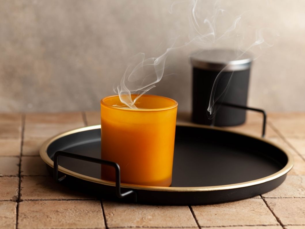 Key Features of Trays with Handles