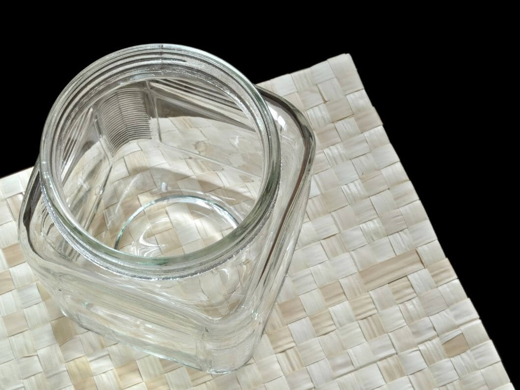 Features of Wide-Mouth Bottles